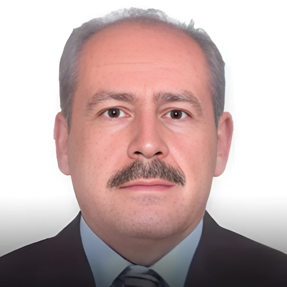 الدكتور حسين جهانيان أخصائي تجميل الأنف