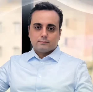 دكتور أيوب صالحي