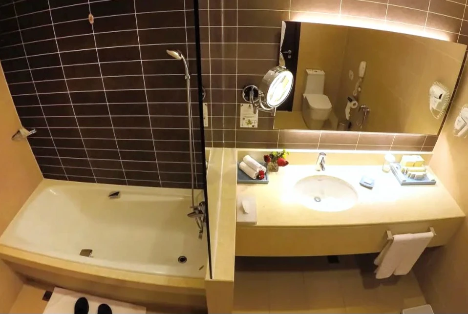 Hotel parsian azadi 6