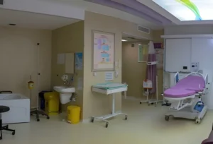 مستشفى ولي العصر